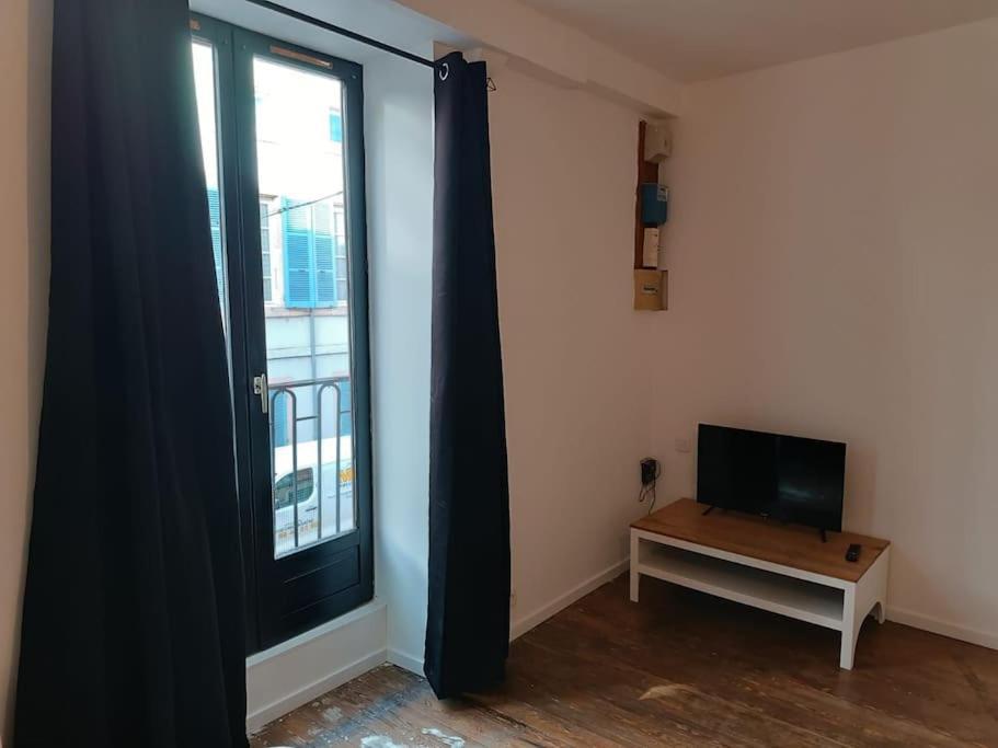 La Garconniere De Gege Apartment Tournus Ngoại thất bức ảnh